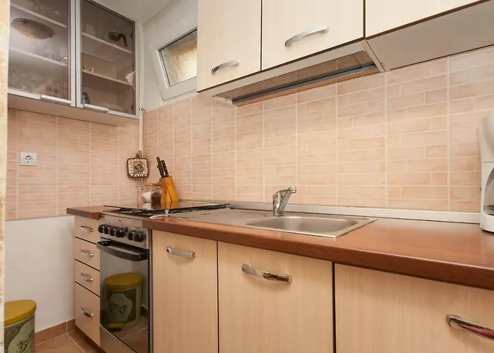 With Wifi - 17014 Apartment